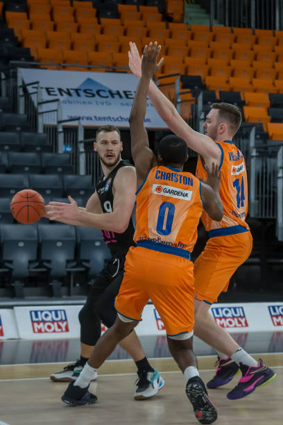 会比赛中 会比赛中