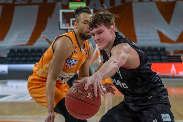 夏转会市场 夏转会市场