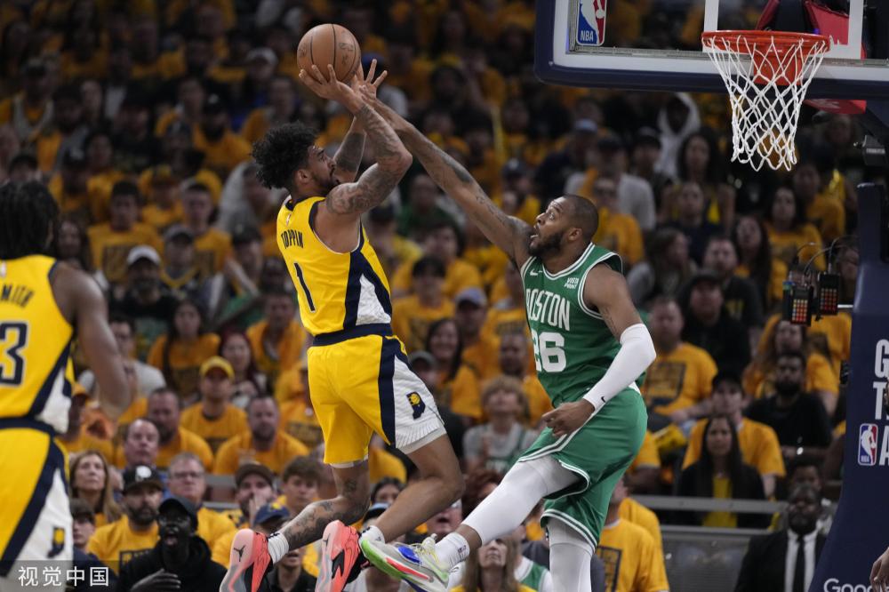 赛季的一个 赛季的一个