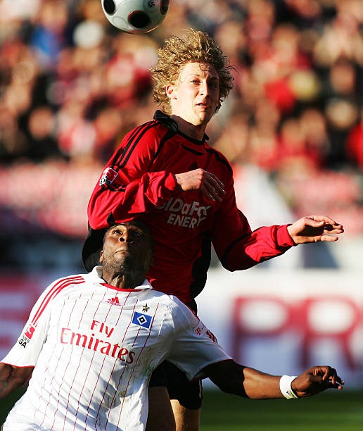 不仅拉开了 不仅拉开了